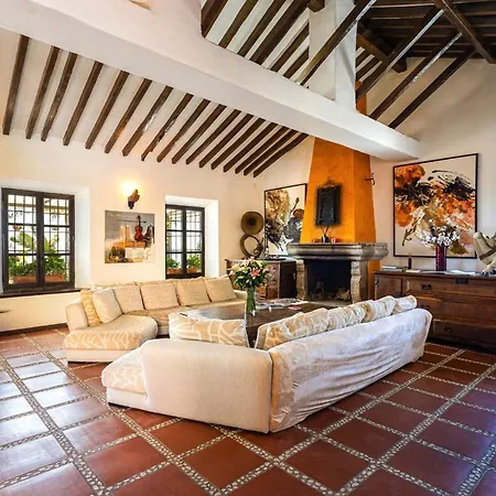 Cortijo Boutique מלון