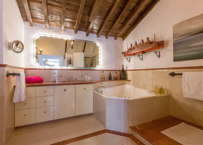 Отель Cortijo Boutique 3*